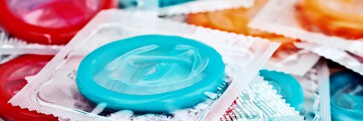 Кто придумал презерватив и почему он «кондом»?